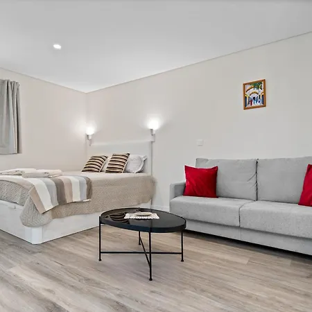 Carmo Appartement *